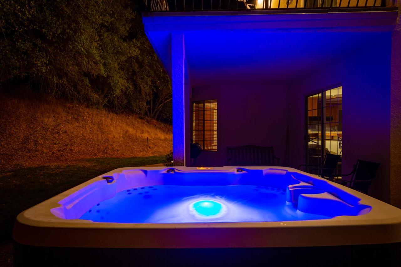 فيلا Mountain Majesty With Hot Tub, Pool Table, Generator, Ev Hookup آوكهيرست المظهر الخارجي الصورة
