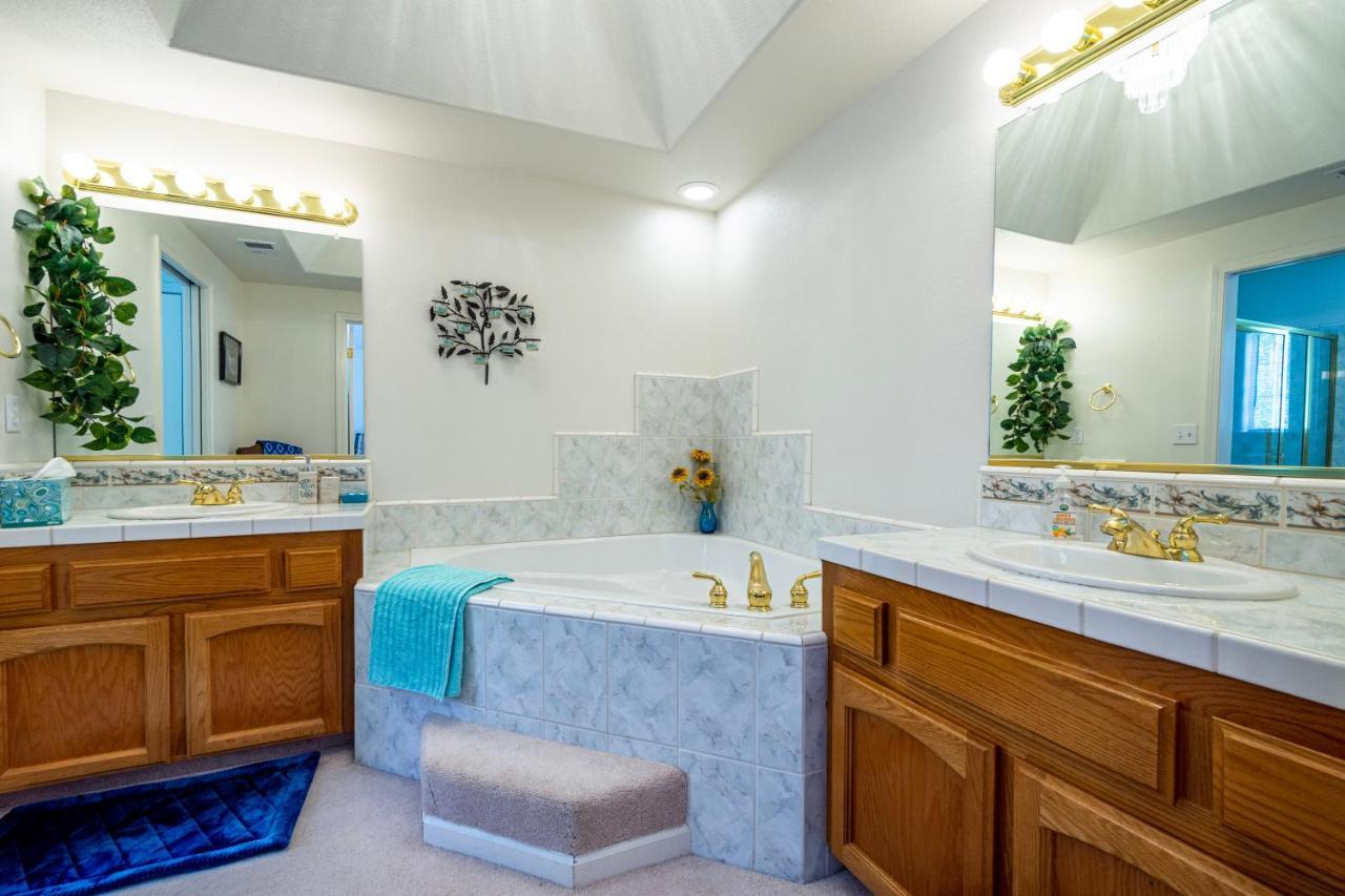 فيلا Mountain Majesty With Hot Tub, Pool Table, Generator, Ev Hookup آوكهيرست المظهر الخارجي الصورة